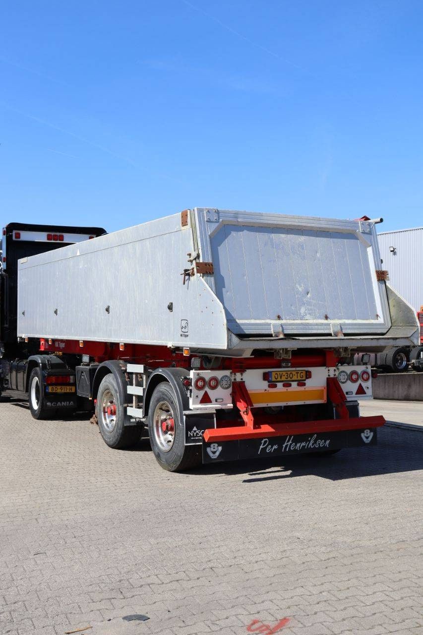 Tipper Semi-trailer HK Tipper S38B 2017