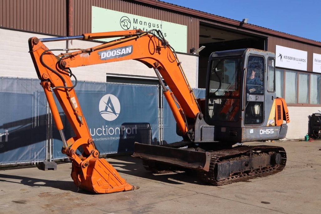 Doosan DH55-V Diesel 40kW Crawler Excavator