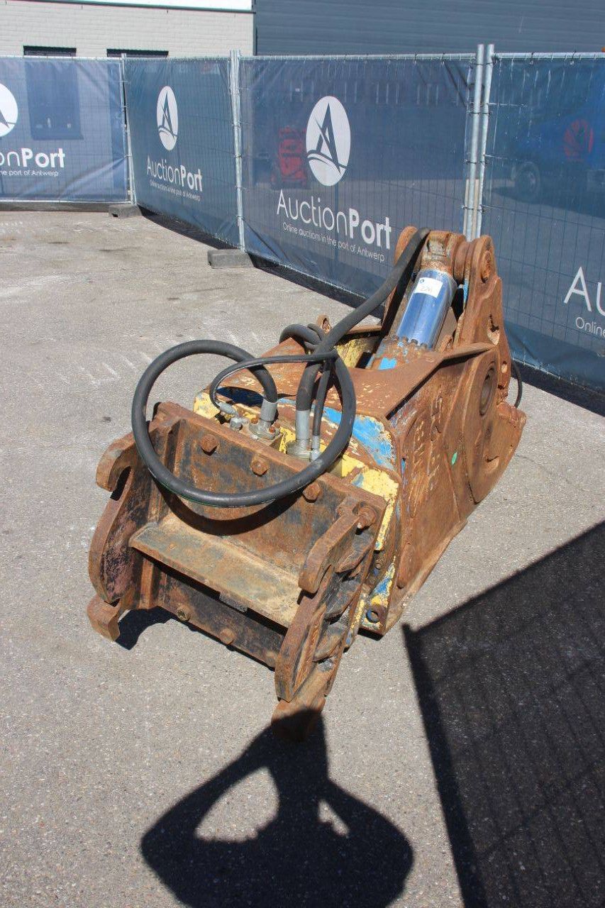 Dehaco CW40 concrete shear