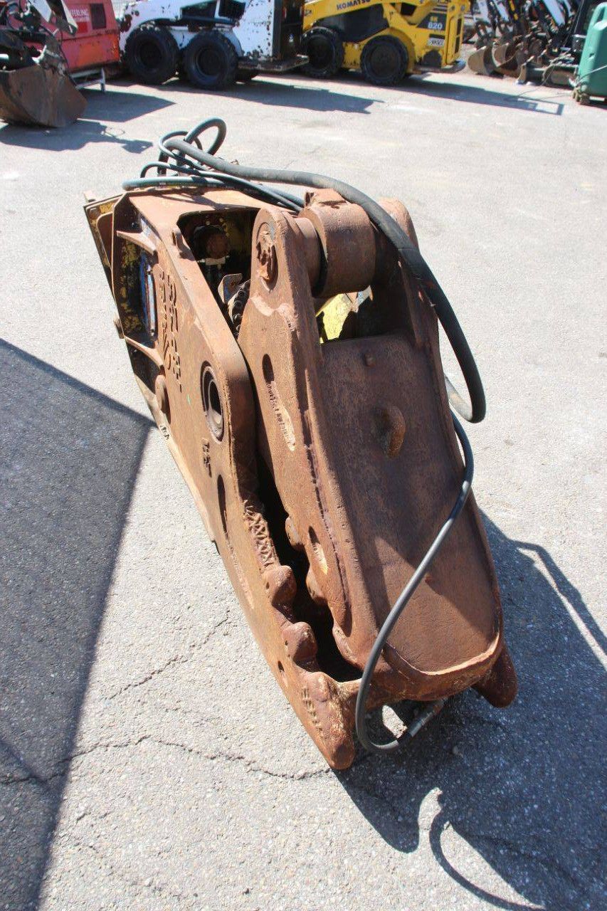 Dehaco CW40 concrete shear
