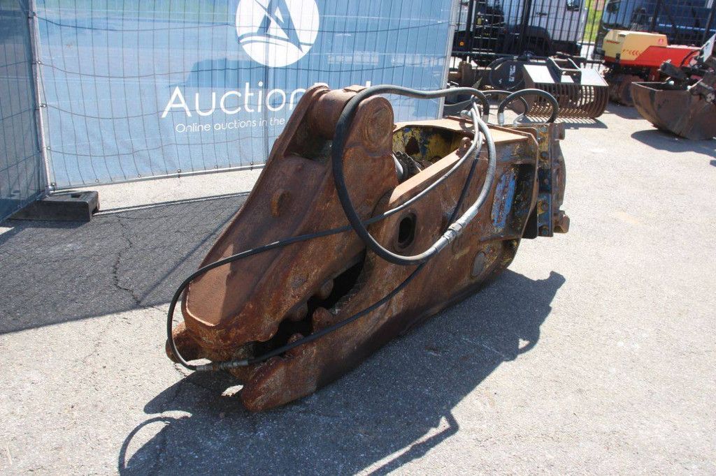 Dehaco CW40 concrete shear