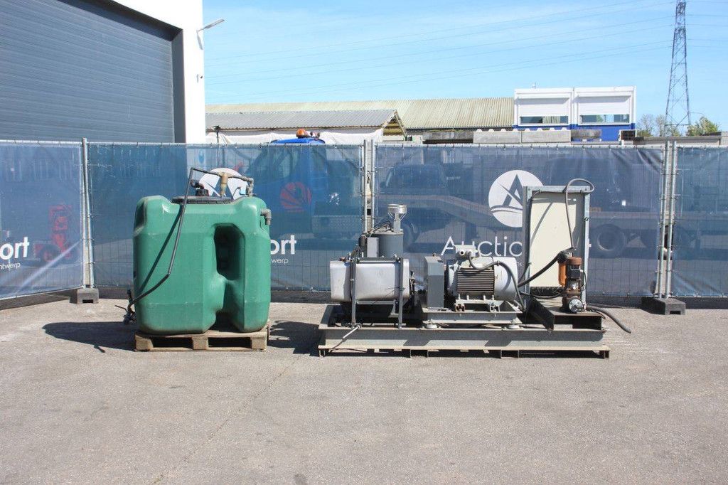 Dibo cleaning system