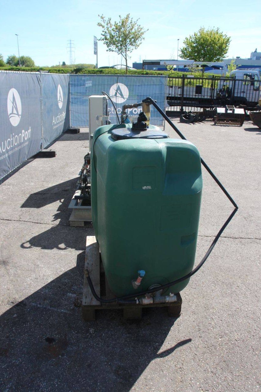 Dibo cleaning system