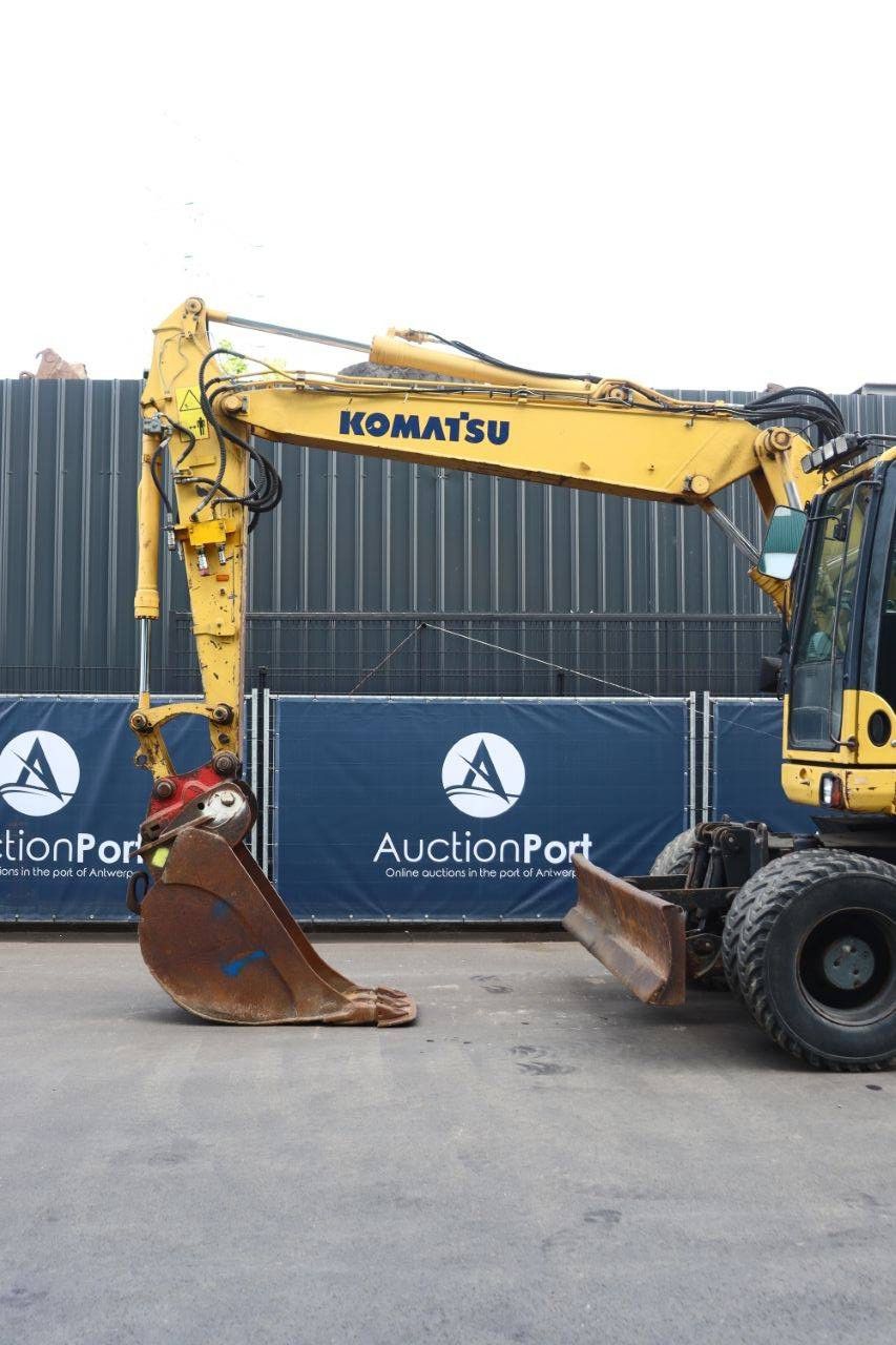 Tire crane Komatsu PW 148-8 Diesel 90kW 2011