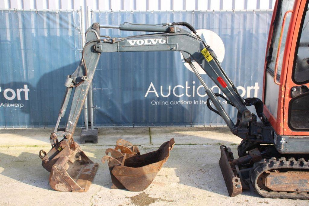 Mini excavator Volvo EC15B XTV Diesel 11kW 2006