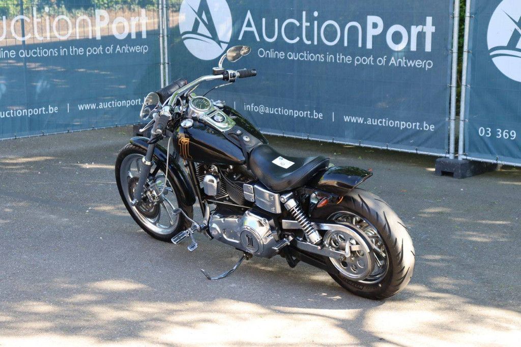 Motorcycle Harley-Davidson Dyna Wide Glide Petrol 2005