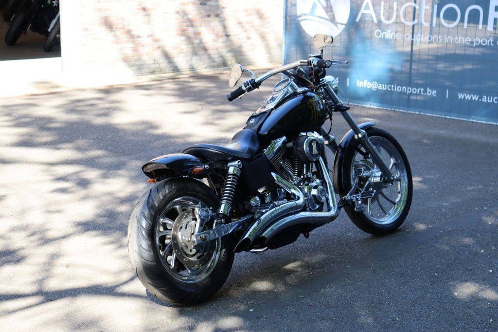 Motorcycle Harley-Davidson Dyna Wide Glide Petrol 2005