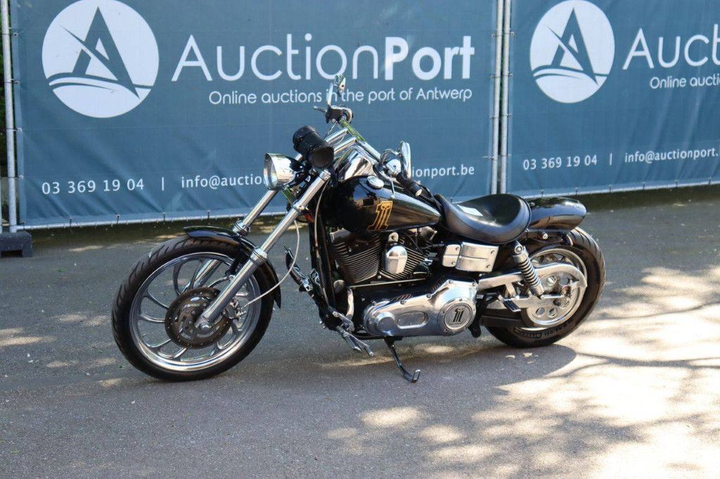 Motorcycle Harley-Davidson Dyna Wide Glide Petrol 2005