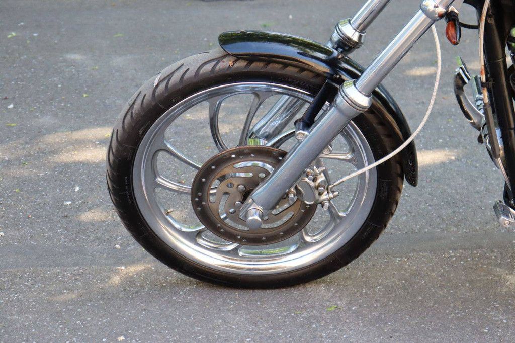 Motorcycle Harley-Davidson Dyna Wide Glide Petrol 2005