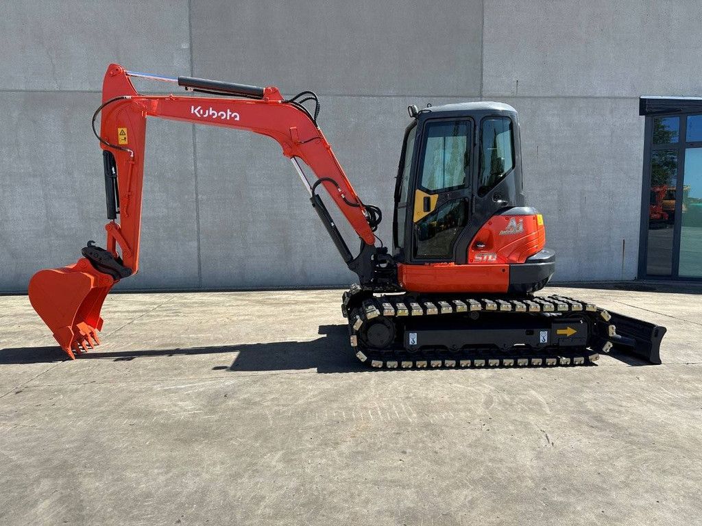 Midi excavator Kubota KX161-3SZ Diesel 2012