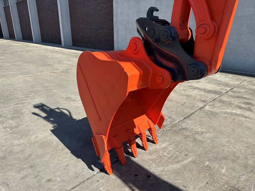 Midi excavator Kubota KX161-3SZ Diesel 2012