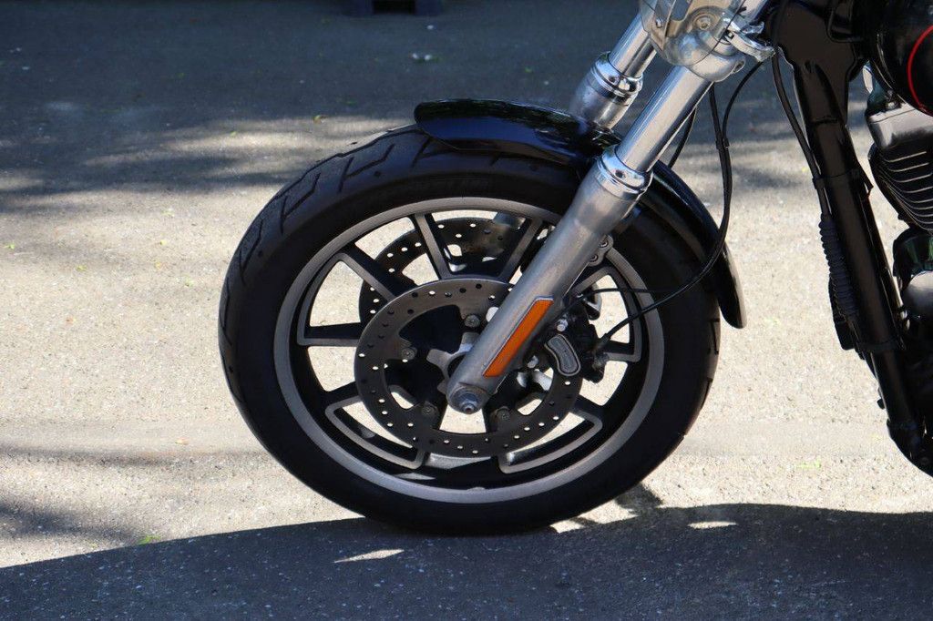 Motorcycle Harley-Davidson Dyna Low Rider Petrol 2016