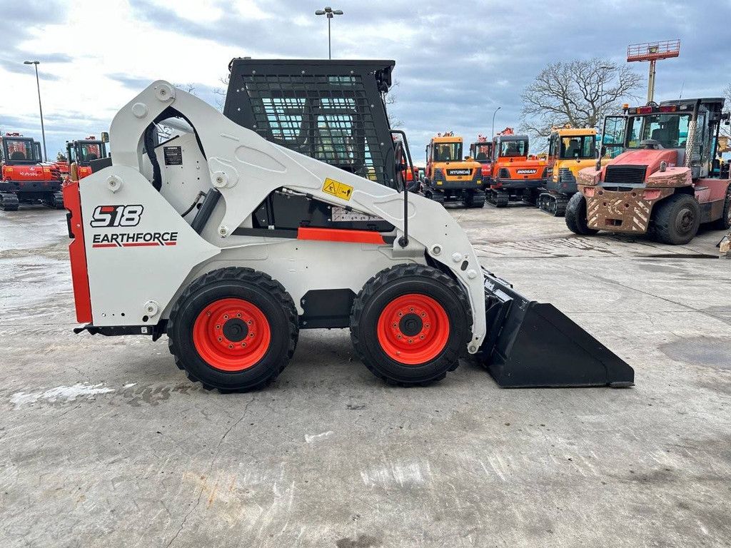 Skid steer loader Bobcat-Earthforce S18-C4 Diesel 2026