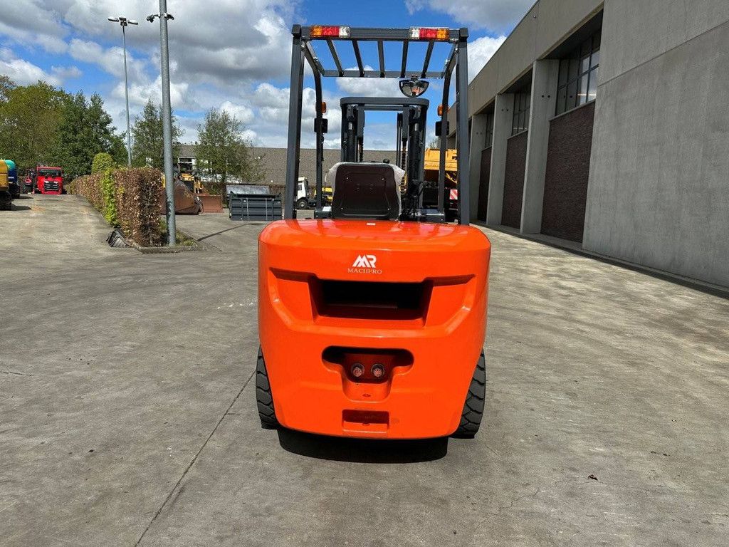Machpro MP-L38 Gabelstapler