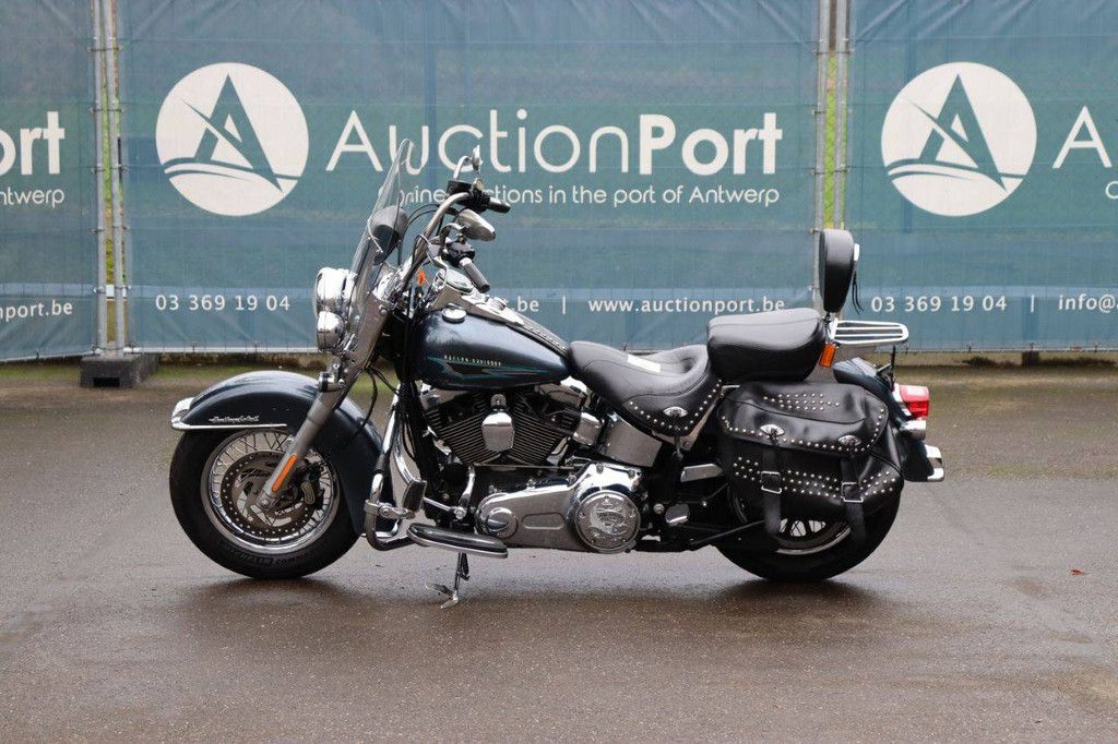 Motorcycle Harley Davidson Heritage Softail Classic Petrol 2015