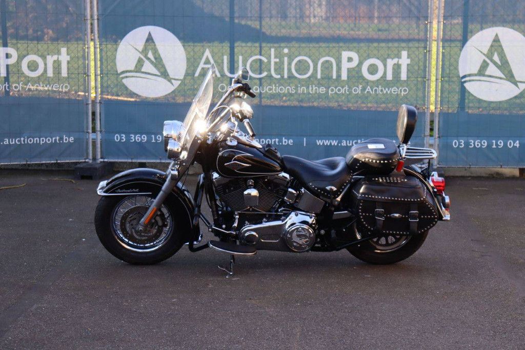Motorcycle Harley-Davidson Heritage Softail Classic Petrol 2013