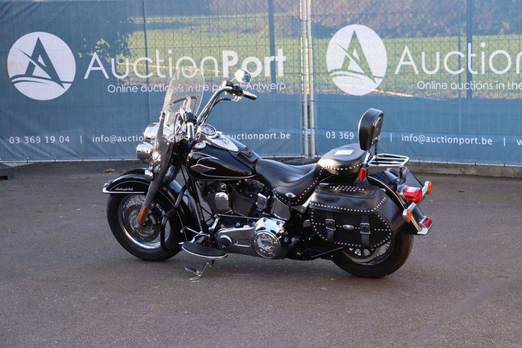 Motorcycle Harley-Davidson Heritage Softail Classic Petrol 2013