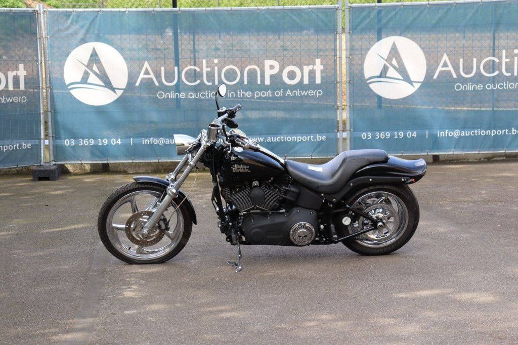 Motorcycle Harley-Davidson Night Train Softrail Petrol 2008