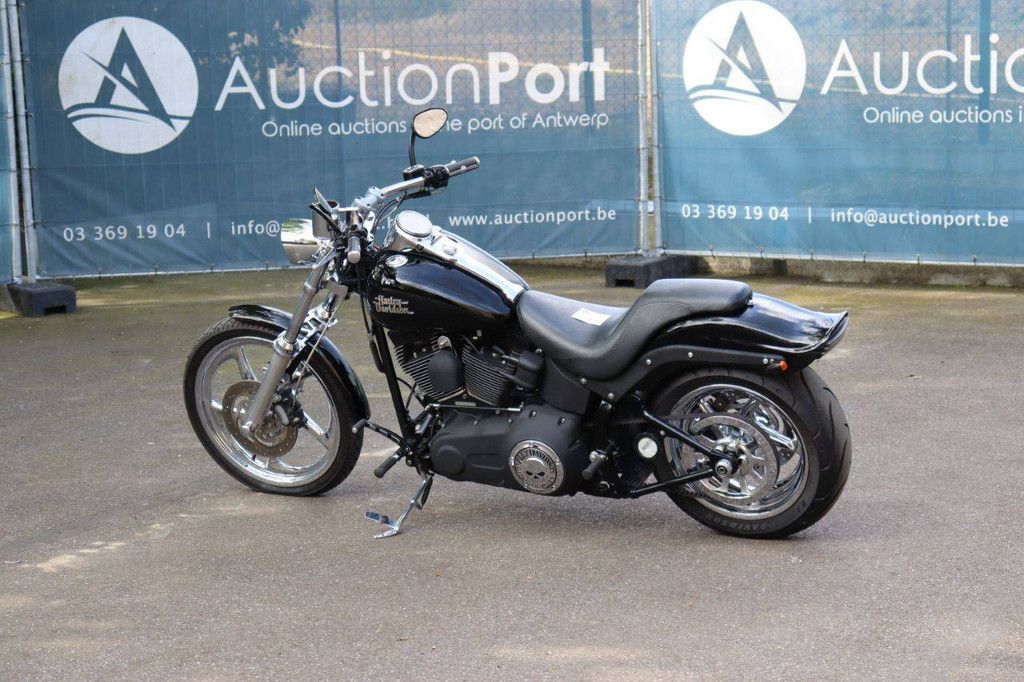 Motorcycle Harley-Davidson Night Train Softrail Petrol 2008