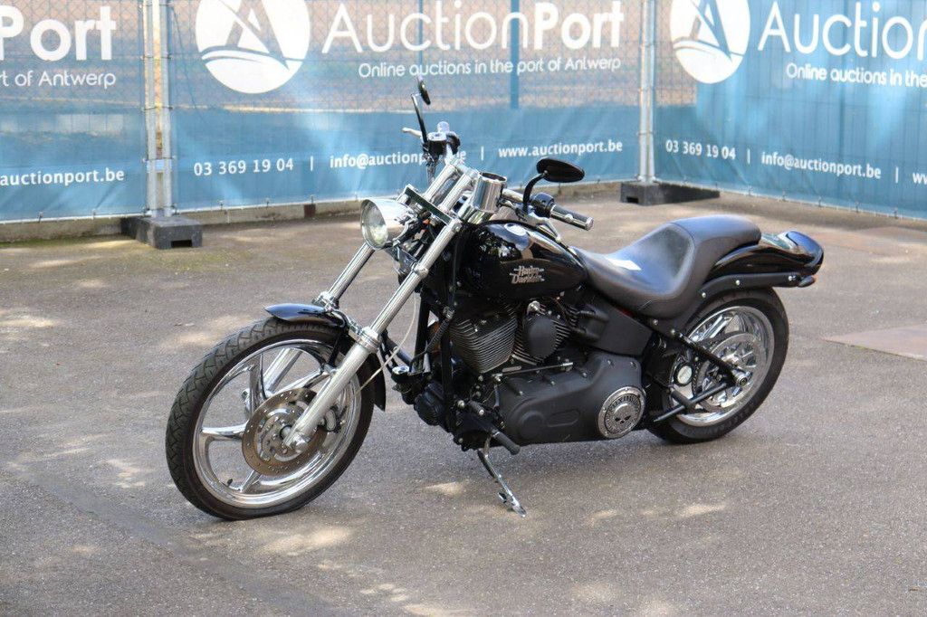 Motorcycle Harley-Davidson Night Train Softrail Petrol 2008