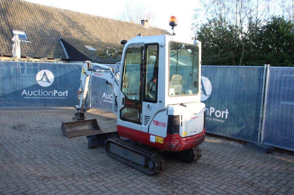 Minigraver Takeuchi TB016 Diesel 10.3kw 2011