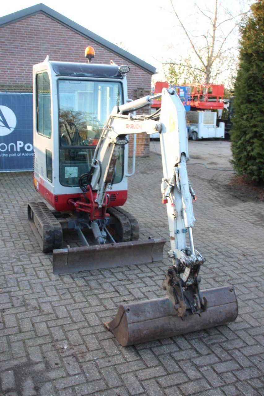 Minigraver Takeuchi TB016 Diesel 10.3kw 2011