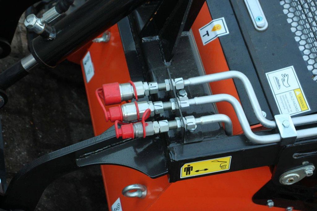 Schranklader Skidster MS36C Benzine 13.5pk 2025 Nieuw