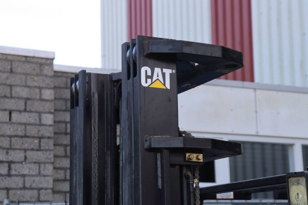 Caterpillar EP15KRT Elektrogabelstapler 1500 kg 5,5 m 2004