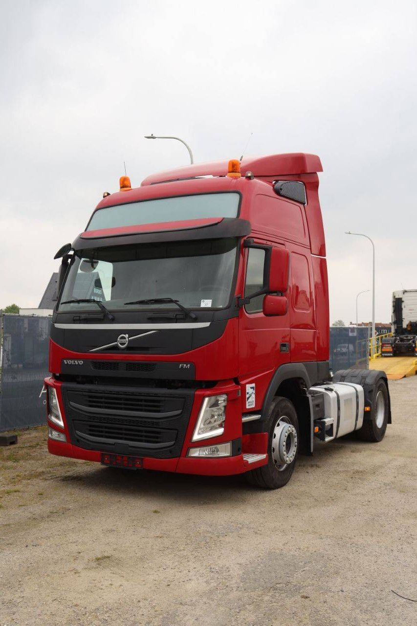 Chassis Cabin Volvo FM Diesel 2015
