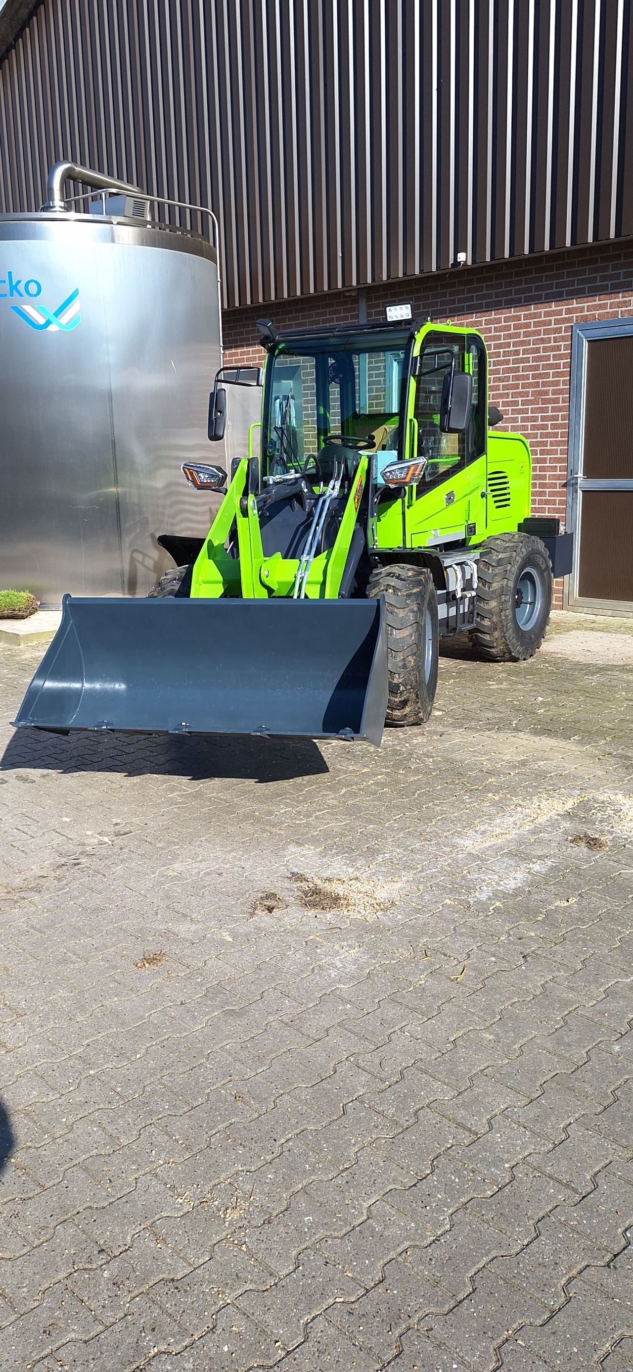 Mini shovel HT920