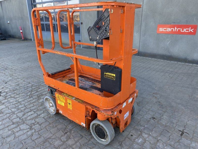 JLG 1230ES