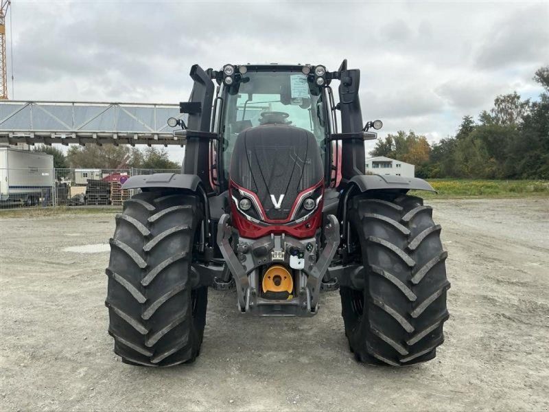 Valtra T215 D 2A1 GL TW RubyRed