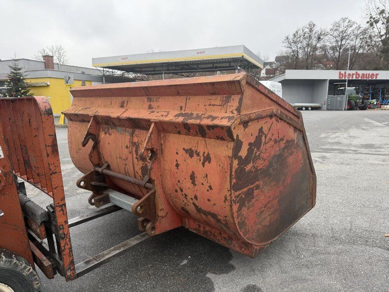 Schaufel zu JCB und Kramer Aufnahme,