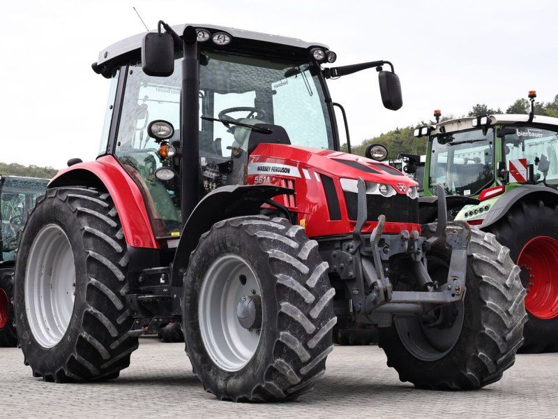 Massey Ferguson 5611 Dyna-6 Efficient