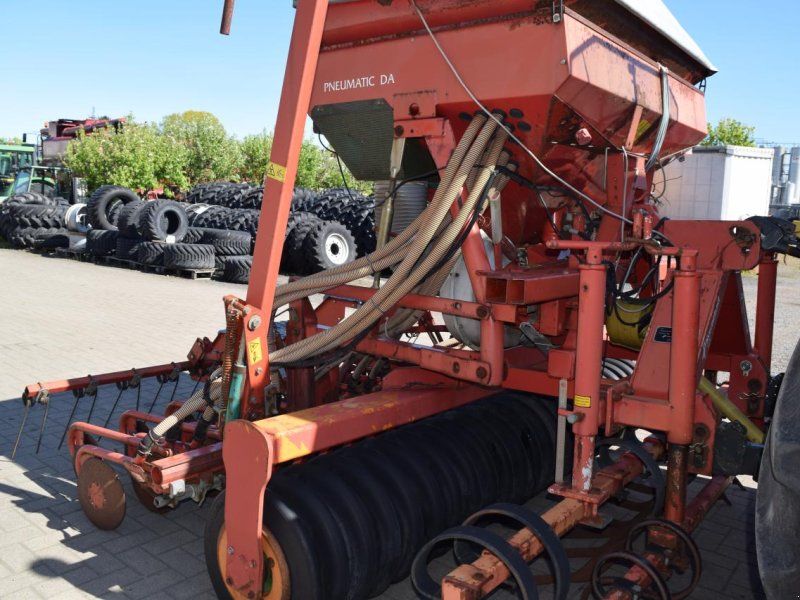 Kverneland Accord Pneumatic DA