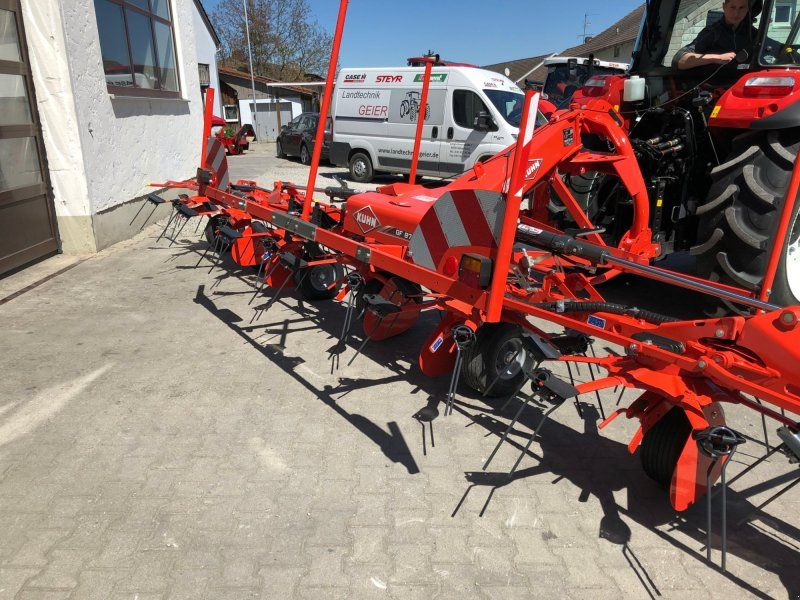 Kuhn GF 8703