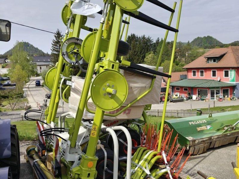 Claas volto 900
