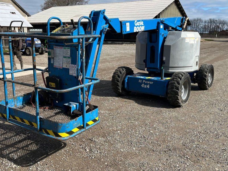 Genie Z-34 Benzin / gas