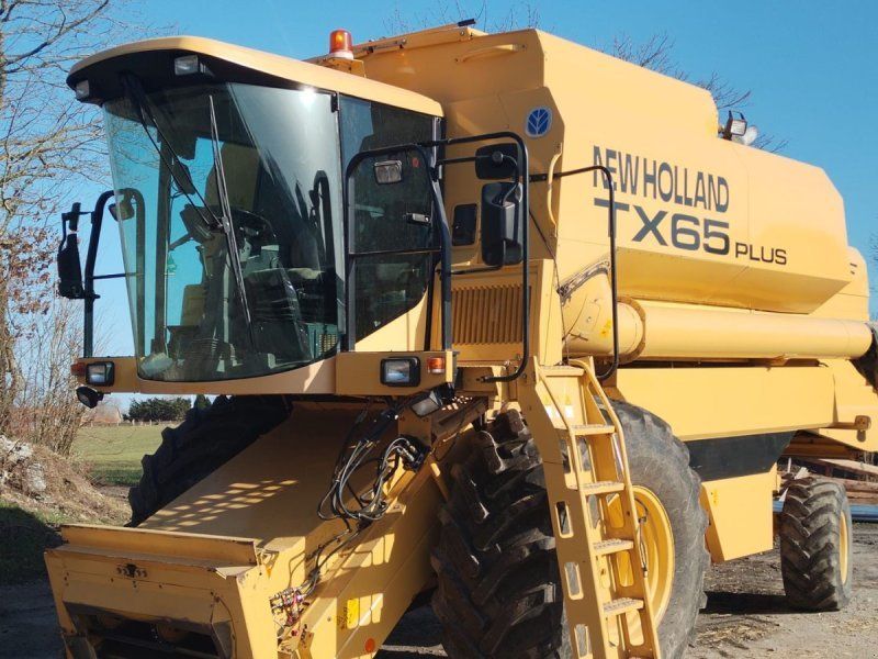 New Holland TX 65 SLH TX65 med selvopret soldkasse, 17 fods skærebord, snitt