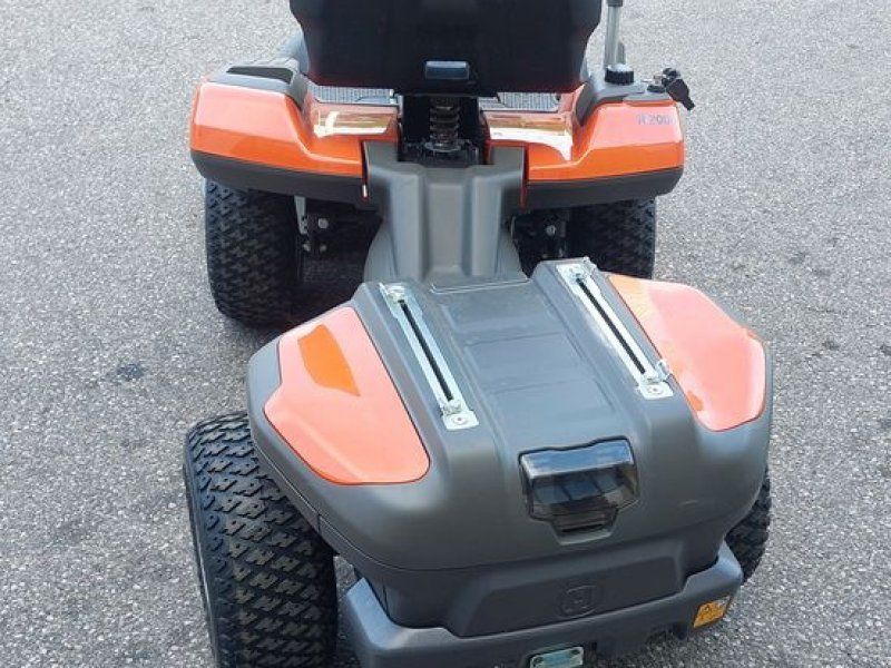 Husqvarna Rider R200ix