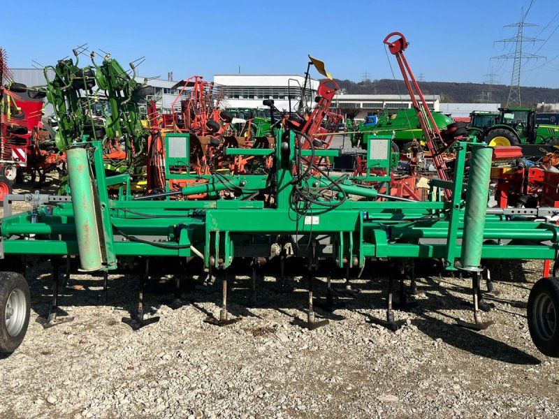 EuM Agrotec Vibrocat 50 mit Steinsicherung
