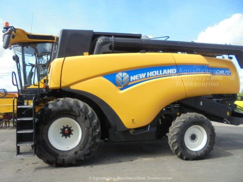 New Holland CX8-70
