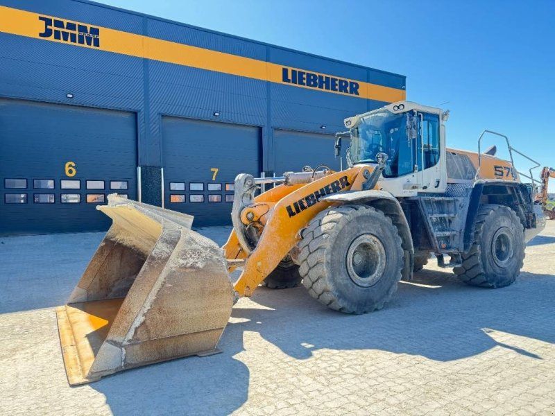 Liebherr L 576