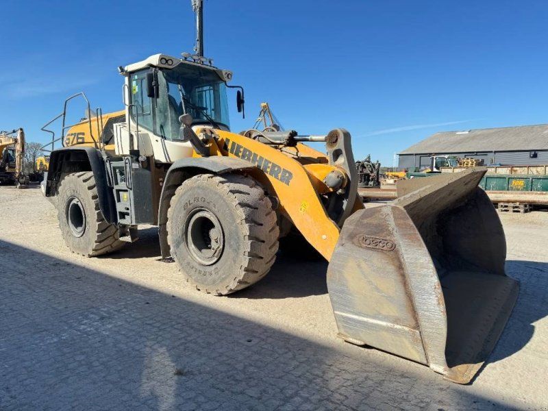 Liebherr L 576