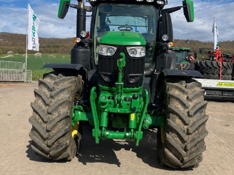 John Deere 6R 250