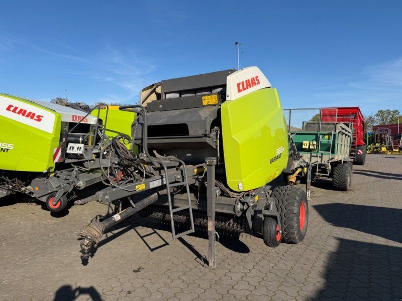 Claas Variant 365 RC