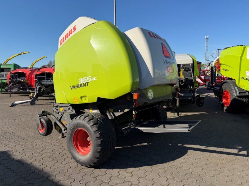 Claas Variant 365 RC