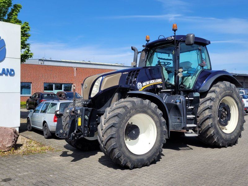 New Holland T8.275 AutoCommand