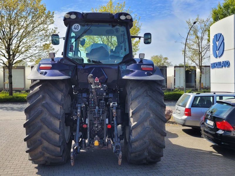 New Holland T8.275 AutoCommand