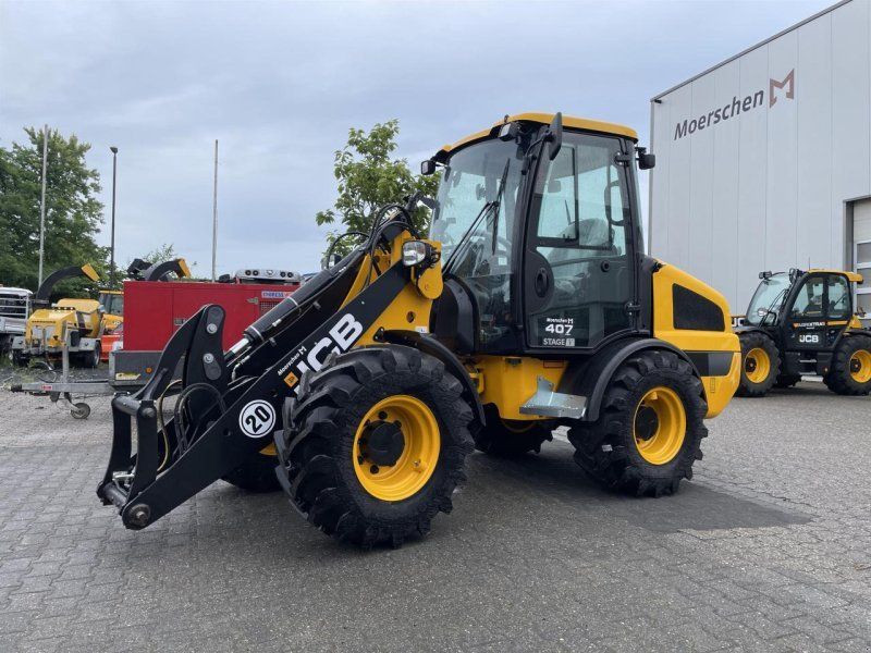 JCB 407 Agri